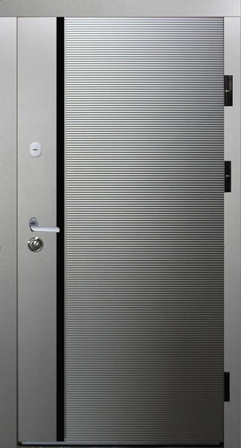 Вхідні двері в квартиру Гранж-8